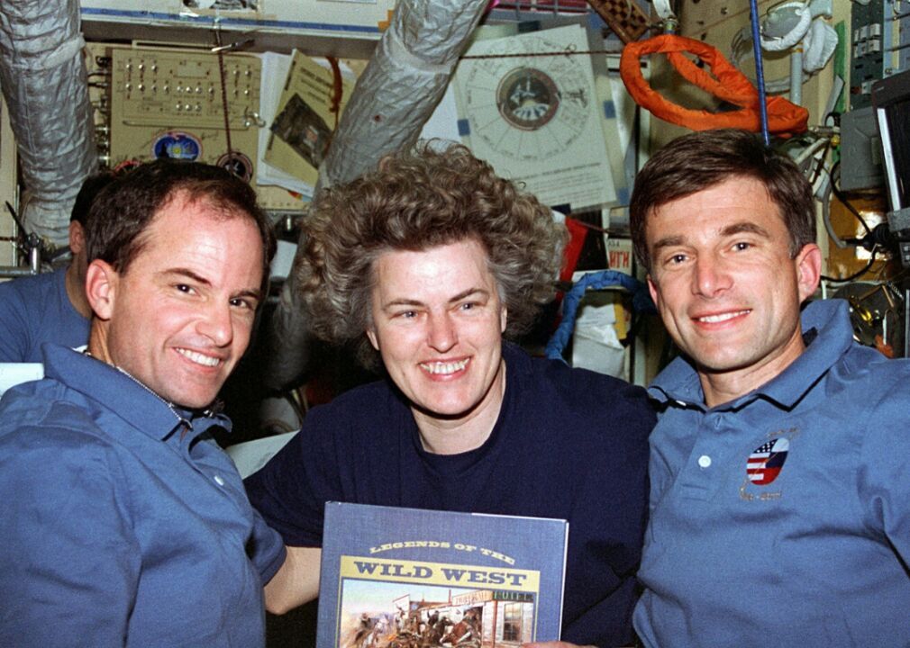 1996: First American woman serves on Mir